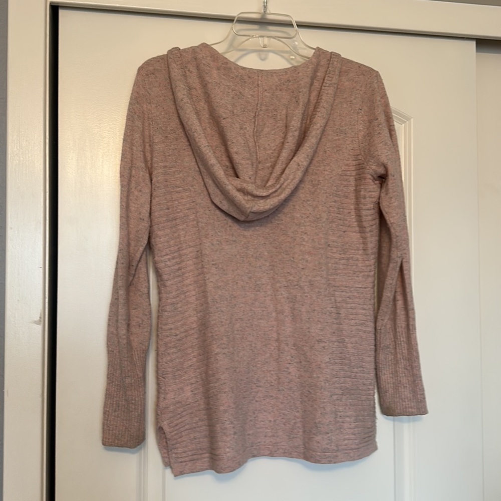 Sweater - Picture 5 of 9